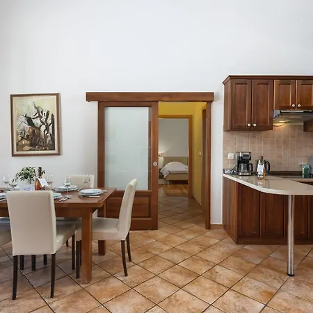 Apartamento Pool House In Greenery - Happy Labin (Istria)